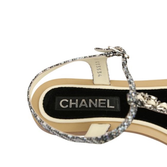SOLD Chanel Velvet T-Strap Thong Sandals Eu38 - Picture 8 of 8